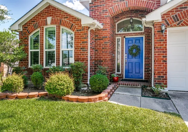 Photo 2 of Sale Pending at 6721 Day Dr, Fort Worth, TX 76132 | MLS# 21372357 | Listing updated on 2026-09-13