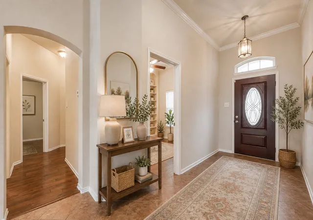 Photo 3 of Single family home for sale at 2813 Fox Creek Trl, Arlington, TX 76017 | MLS# 21371745 | Listing updated on 2026-09-10