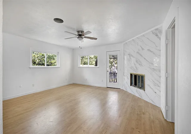 Photo 3 of Single family home for sale at 520 Circleview Dr S, Hurst, TX 76054 | MLS# 21371273 | Listing updated on 2026-09-11