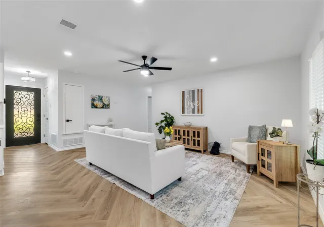 Photo 3 of Single family home for sale at 110 Muleta Dr, Little Elm, TX 75068 | MLS# 21373142 | Listing updated on 2026-09-13