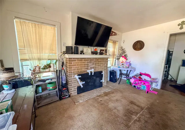 Photo 2 of Single family home for sale at 2512 Colonial Ave, Waco, TX 76707 | MLS# 21372559 | Listing updated on 2026-09-09
