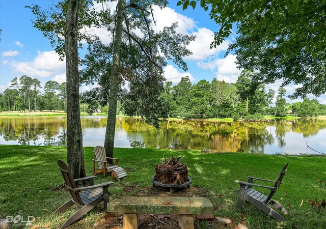 Photo 1 of Single family home for sale at 1034 N Pointe Cir, Shreveport, LA 71106 | MLS# 21370787 | Listing updated on 2026-10-04