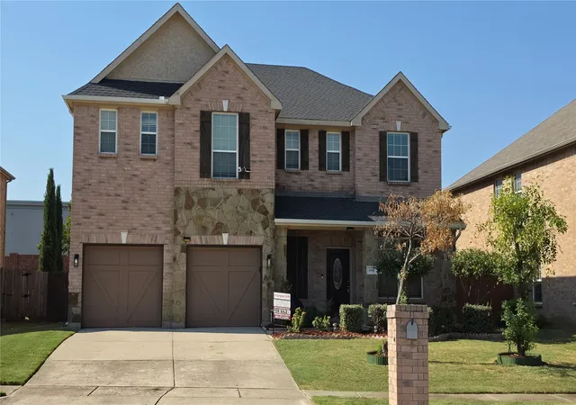 Photo 1 of Single family home for sale at 606 Port Royale Wy, Euless, TX 76039 | MLS# 21373178 | Listing updated on 2026-09-26