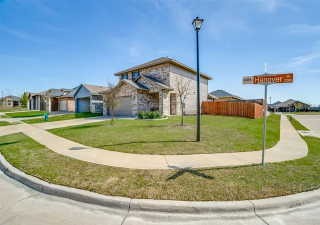 Photo 3 of Single family home for sale at 2209 Hanover St, Farmersville, TX 75442 | MLS# 21369315 | Listing updated on 2026-09-13