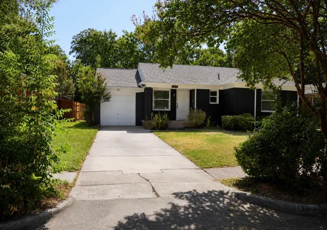 Photo 1 of Single family home for sale at 11214 Ulloa Ln, Dallas, TX 75228 | MLS# 21372760 | Listing updated on 2026-09-14