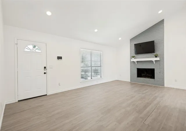 Photo 3 of Single family home for sale at 1203 S College St, Mc Kinney, TX 75069 | MLS# 21373031 | Listing updated on 2026-09-13