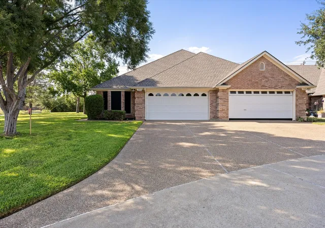 Photo 2 of Townhouse for sale at 1202 Henard Ln, Granbury, TX 76048 | MLS# 21370608 | Listing updated on 2026-09-09