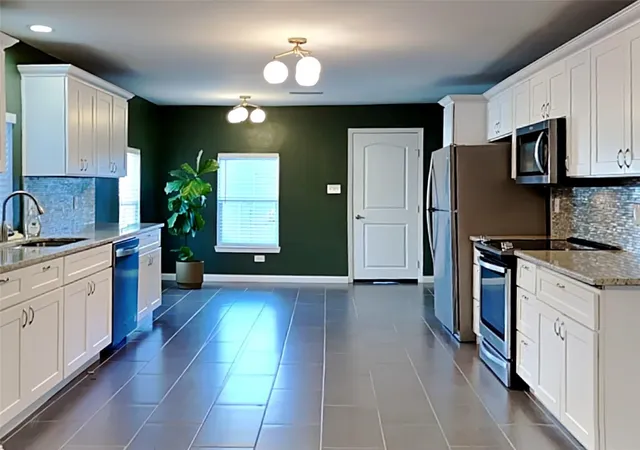 Photo 2 of Single family home for sale at 708 S Willomet Ave, Dallas, TX 75208 | MLS# 21357149 | Listing updated on 2026-09-15