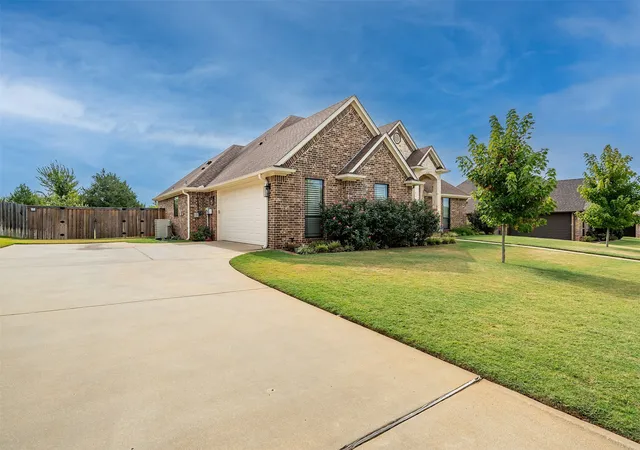 Photo 3 of Single family home for sale at 21327 Boone, Bullard, TX 75757 | MLS# 21373506 | Listing updated on 2026-09-08