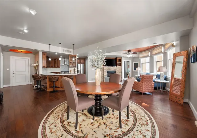 Photo 3 of Sale Pending at 411 W 7th Street #906, Fort Worth, TX 76102 | MLS# 21369151 | Listing updated on 2026-09-24
