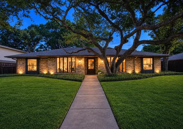 Photo 2 of Sale Pending at 2736 Grandview Dr, Plano, TX 75075 | MLS# 21372392 | Listing updated on 2026-09-08