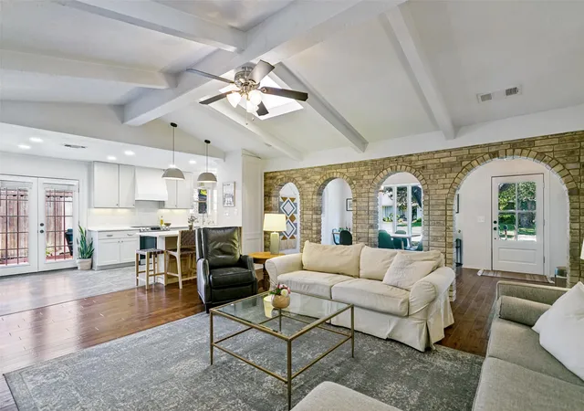 Photo 4 of Sale Pending at 2736 Grandview Dr, Plano, TX 75075 | MLS# 21372392 | Listing updated on 2026-09-08