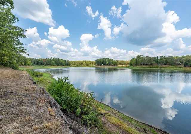 Photo 2 of Single family home for sale at 121 Private Rd 6671, Hawkins, TX 75765 | MLS# 21368662 | Listing updated on 2026-10-03