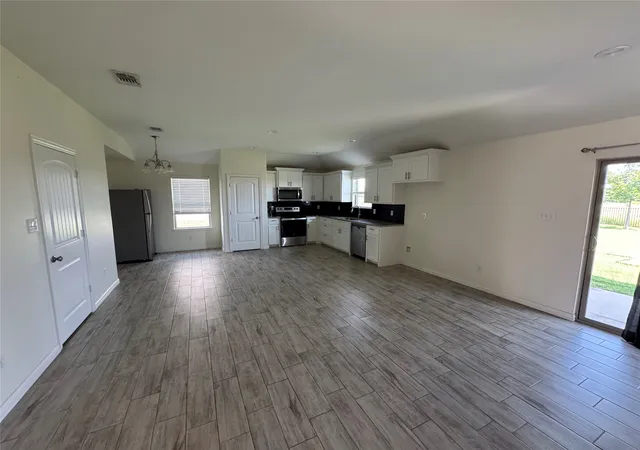 Photo 2 of Single family home for sale at 3409 Sandstone Dr, Sherman, TX 75092 | MLS# 21373603 | Listing updated on 2026-09-09