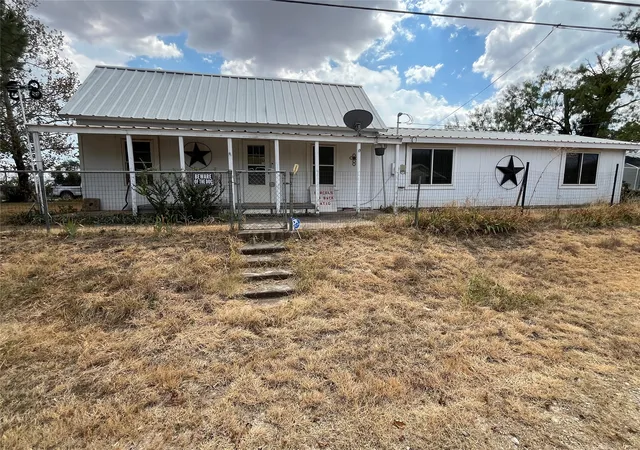 Photo 1 of Single family home for sale at 541 E 3rd Street, Baird, TX 79504 | MLS# 21368955 | Listing updated on 2026-09-14