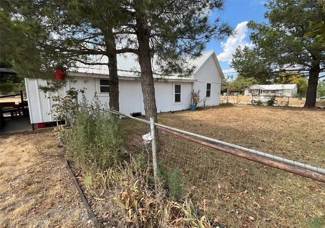 Photo 3 of Single family home for sale at 541 E 3rd Street, Baird, TX 79504 | MLS# 21368955 | Listing updated on 2026-09-14