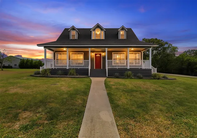 Photo 2 of Single family home for sale at 718 County Rd 3121, Corsicana, TX 75109 | MLS# 21370345 | Listing updated on 2026-09-14