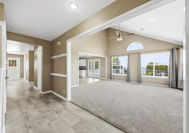 Photo 3 of Single family home for sale at 718 County Rd 3121, Corsicana, TX 75109 | MLS# 21370345 | Listing updated on 2026-09-14