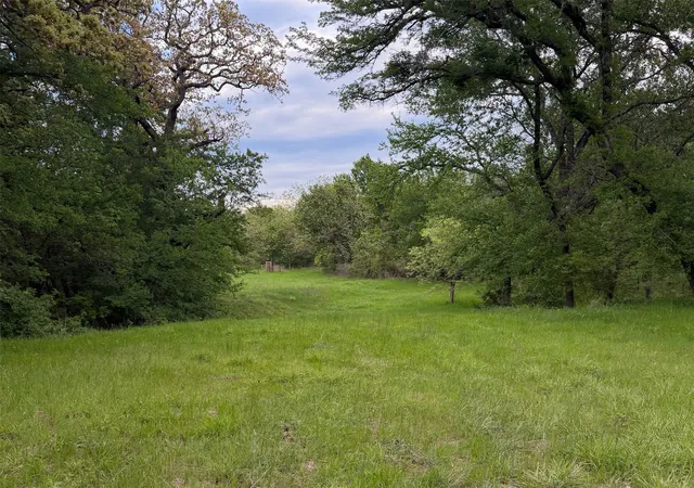 Photo 1 of Land for sale at 1576 Adell Cir, Weatherford, TX 76088 | MLS# 21373661 | Listing updated on 2026-09-14