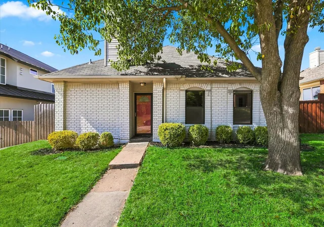 Photo 1 of Single family home for sale at 4311 Harvest Hl Rd, Carrollton, TX 75010 | MLS# 21372467 | Listing updated on 2026-09-10