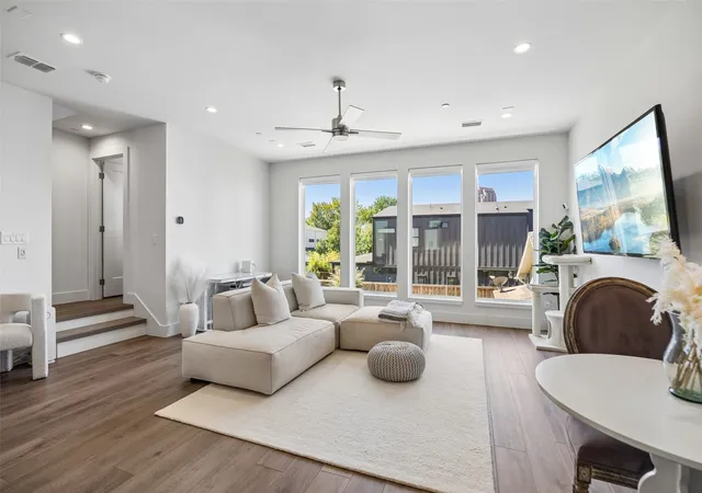 Photo 3 of Condo for sale at 4726 Manett St #103, Dallas, TX 75204 | MLS# 21373801 | Listing updated on 2026-09-12