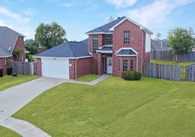 Photo 3 of Single family home for sale at 3401 Newgate St, Midlothian, TX 76065 | MLS# 21373810 | Listing updated on 2026-09-08