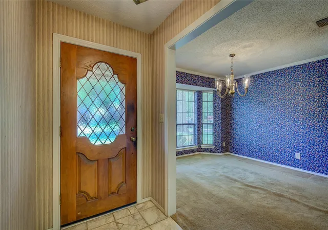 Photo 4 of Single family home for sale at 5027 Lacy Ln, Greenville, TX 75402 | MLS# 21372830 | Listing updated on 2026-09-12