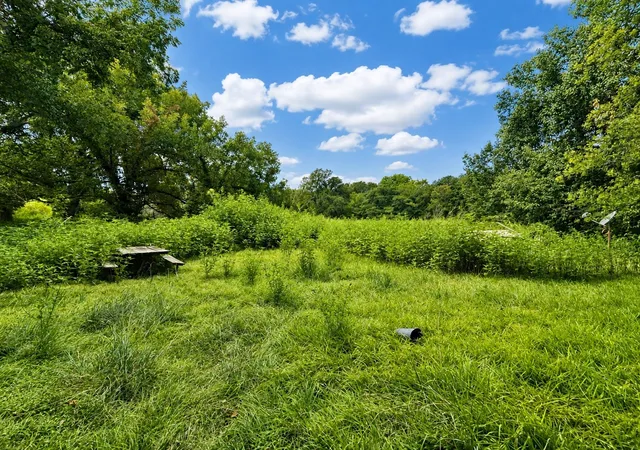 Photo 3 of Single family home for sale at 7102 S Interstate Hwy 45 W #S, Corsicana, TX 75109 | MLS# 21373788 | Listing updated on 2026-09-09