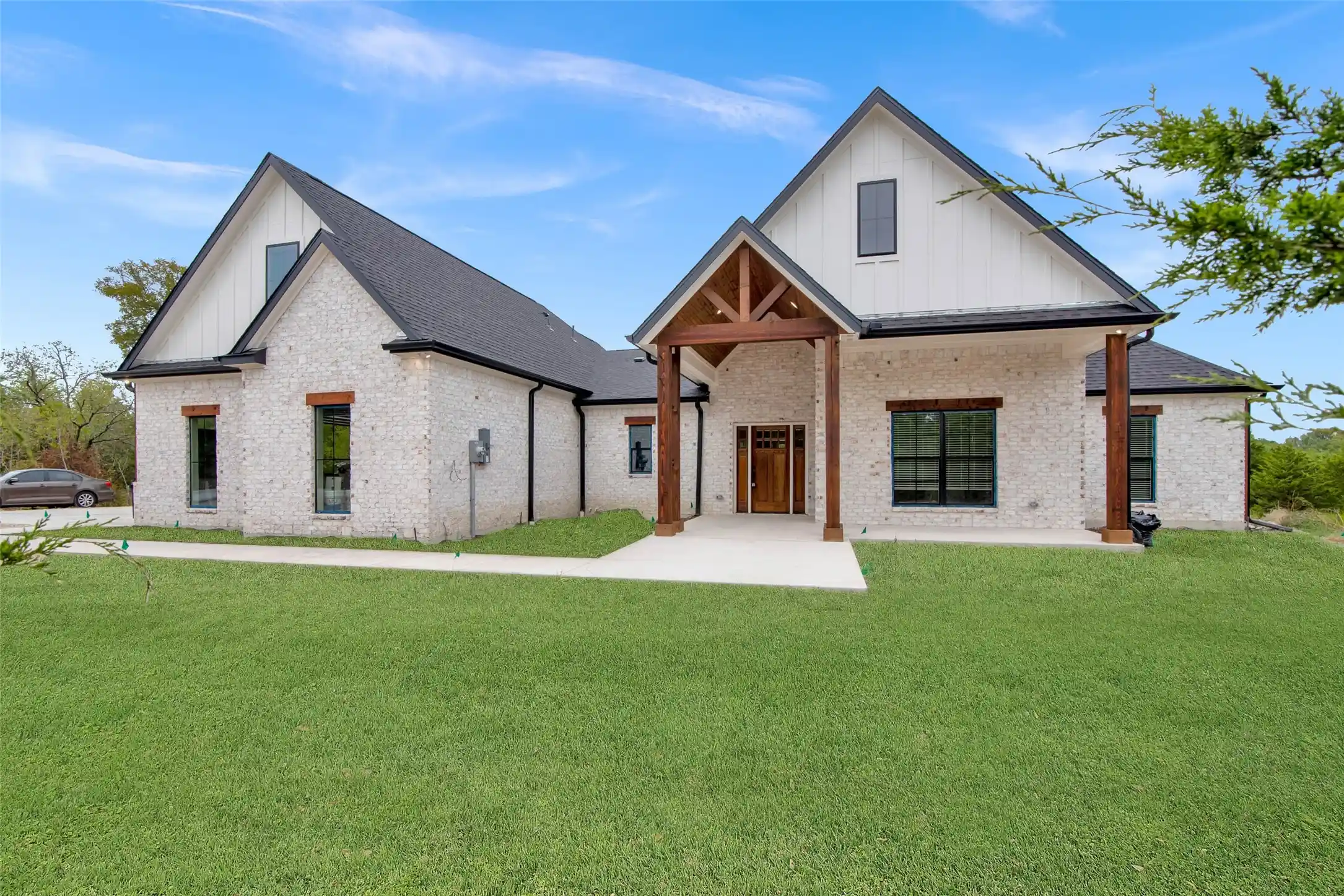 Single family home for sale at 1179 Robertson Rd, Whitewright, TX 75491 | MLS# 21373872