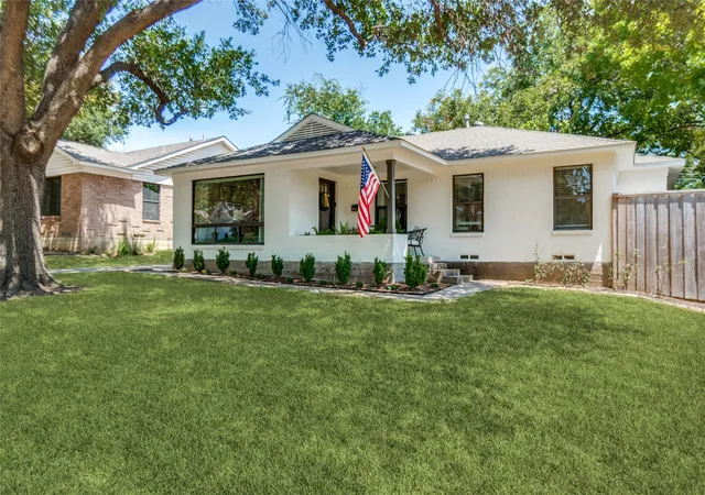 Photo 2 of Sale Pending at 754 Kirkwood Dr, Dallas, TX 75218 | MLS# 21373696 | Listing updated on 2026-09-12
