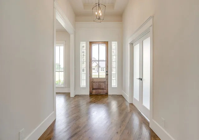 Photo 4 of Single family home for sale at 1001 Magnolia Ct, Springtown, TX 76082 | MLS# 21373867 | Listing updated on 2026-09-13