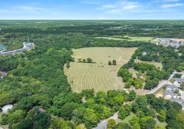 Photo 3 of Land for sale at Tbd Wood St, Athens, TX 75751 | MLS# 21368739 | Listing updated on 2026-09-11