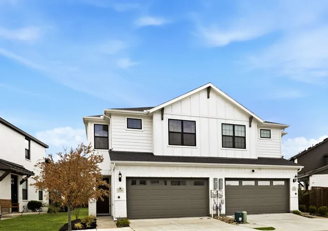 Photo 1 of Townhouse for sale at 1126 Bowie Dr, Lewisville, TX 75077 | MLS# 21370013 | Listing updated on 2026-10-05