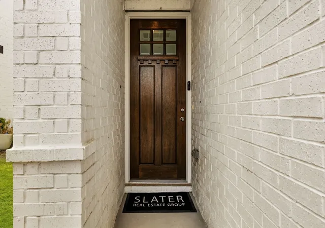 Photo 2 of Townhouse for sale at 1126 Bowie Dr, Lewisville, TX 75077 | MLS# 21370013 | Listing updated on 2026-10-05