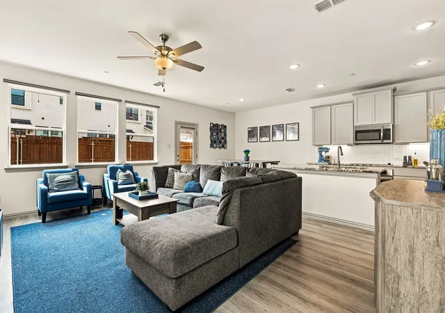 Photo 4 of Townhouse for sale at 1126 Bowie Dr, Lewisville, TX 75077 | MLS# 21370013 | Listing updated on 2026-10-05