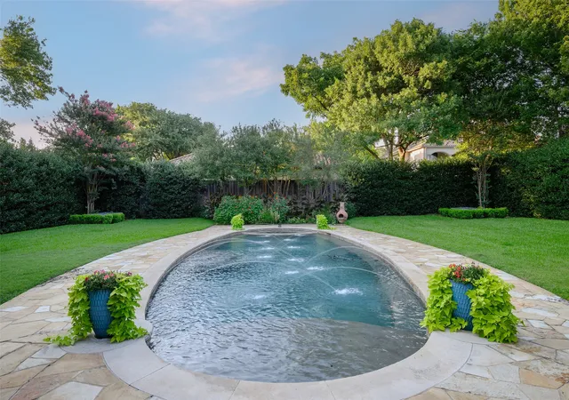 Photo 2 of Mansion for sale at 5543 Edlen Dr, Dallas, TX 75220 | MLS# 21365489 | Listing updated on 2026-09-13