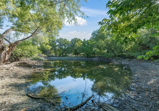 Photo 2 of Single family home for sale at 584 Highway 16 N, Graham, TX 76450 | MLS# 21370748 | Listing updated on 2026-09-26