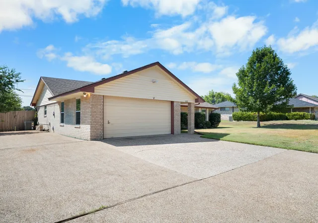 Photo 40 of Single family home for sale at 605 Angel Fire Dr, Hewitt, TX 76643 | MLS# 21373840 | Listing updated on 2026-09-30