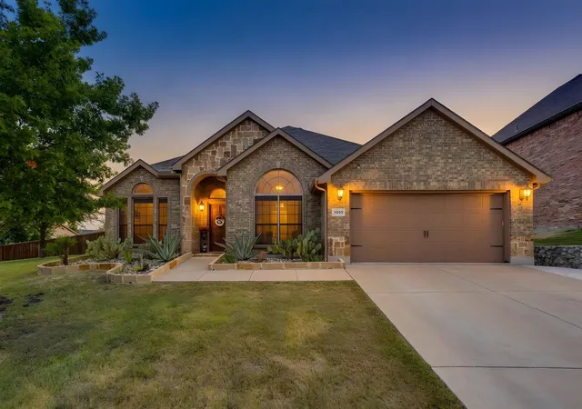 Photo 1 of Single family home for sale at 1609 Serenity Ln, Weatherford, TX 76087 | MLS# 21373902 | Listing updated on 2026-09-16