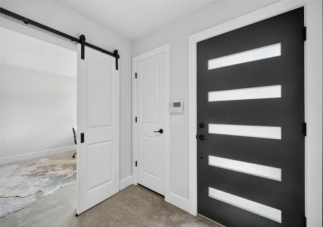 Photo 2 of Townhouse for sale at 13900 Noel #202, Dallas, TX 75240 | MLS# 21374342 | Listing updated on 2026-09-27