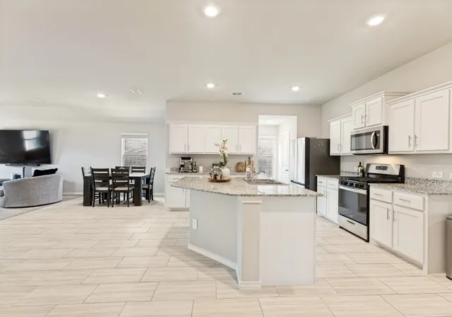 Photo 3 of Sale Pending at 709 Cofer Way, Fort Worth, TX 76131 | MLS# 21364608 | Listing updated on 2026-09-15