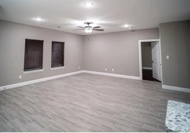 Photo 4 of Sale Pending at 3229 Thannisch Ave, Fort Worth, TX 76105 | MLS# 21374457 | Listing updated on 2026-09-15