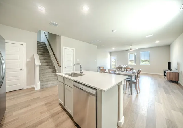 Photo 4 of Single family home for sale at 2230 Willowbank Dr, Forney, TX 75126 | MLS# 21374496 | Listing updated on 2026-09-12
