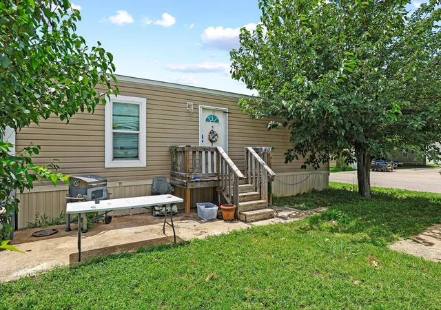 Photo 1 of Manufactured home for sale at 132 Knollwood Dr, Knollwood, TX 75092 | MLS# 21374477 | Listing updated on 2026-09-08