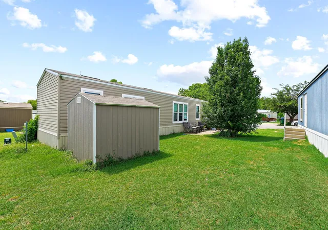 Photo 4 of Manufactured home for sale at 132 Knollwood Dr, Knollwood, TX 75092 | MLS# 21374477 | Listing updated on 2026-09-08