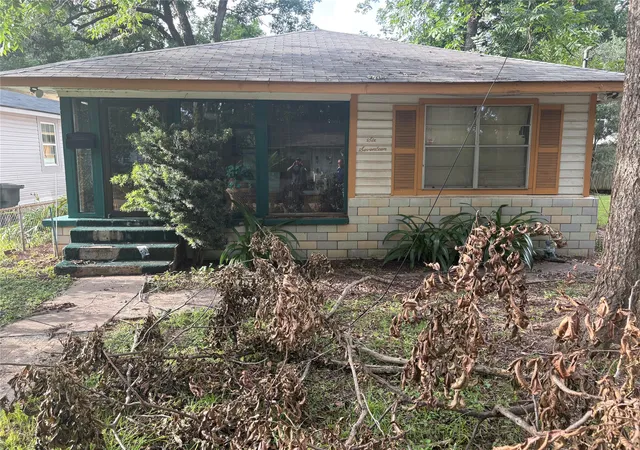 Photo 1 of Single family home for sale at 617 Kelly St, Bossier City, LA 71111 | MLS# 21374511 | Listing updated on 2026-09-10