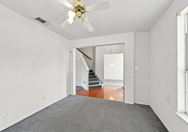 Photo 3 of Single family home for sale at 467 Orchard Hl Dr, Cedar Hill, TX 75104 | MLS# 21374592 | Listing updated on 2026-09-11