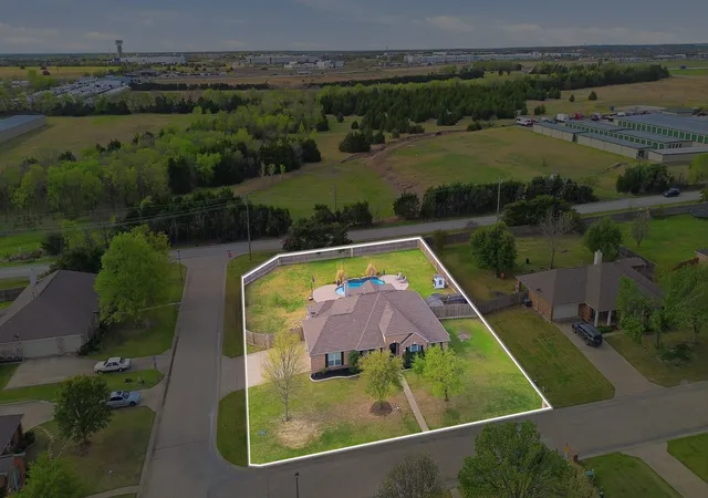 Photo 2 of Single family home for sale at 114 Clydesdale Dr, Fate, TX 75087 | MLS# 21374010 | Listing updated on 2026-09-07
