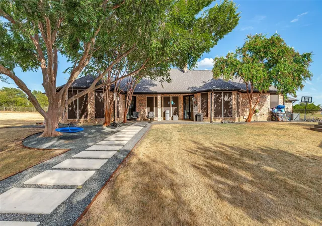 Photo 3 of Single family home for sale at 4291 Indian Paint Trl, Aubrey, TX 76227 | MLS# 21370407 | Listing updated on 2026-09-11