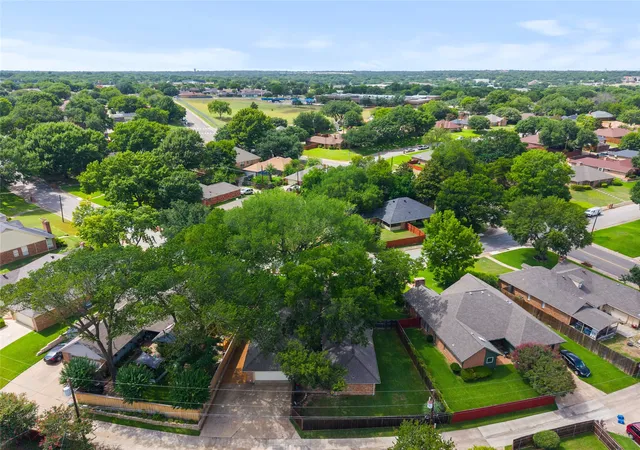 Photo 23 of Single family home for sale at 342 Hillcroft Dr, Duncanville, TX 75137 | MLS# 21355442 | Listing updated on 2026-09-11